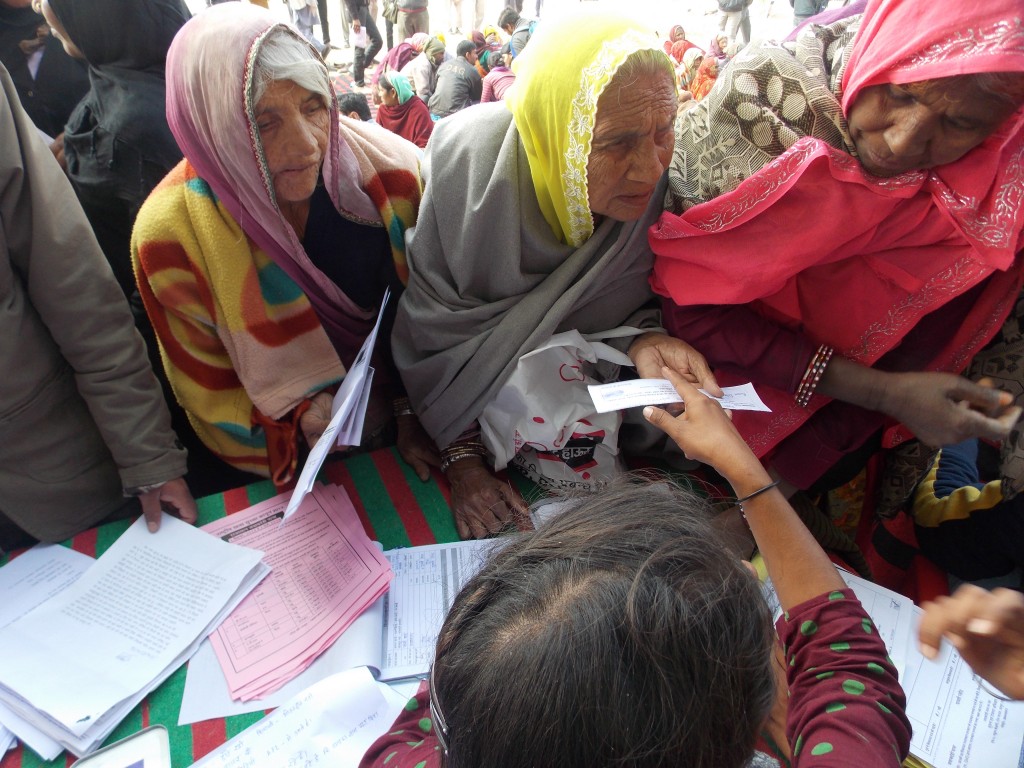 People lodge complaints. Credit: The Wire/Sangeeta Barooah Pisharoty