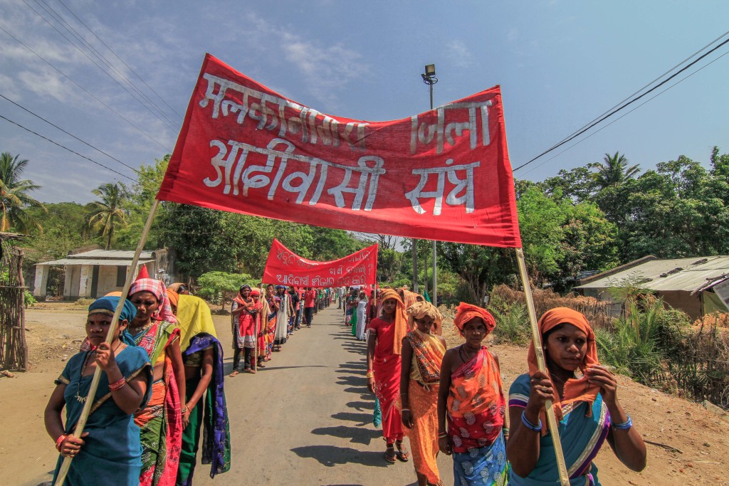 The meeting was delayed as the police prevented some caravans from joining the procession. The police has often treated the Malkangiri Zilla Adivasi Sangh as a Maoist front. The MZAS meanwhile, has accused the police of posting anti-naxal posters and banners on the streets of Malkangiri, with their convenor’s phone number attached.