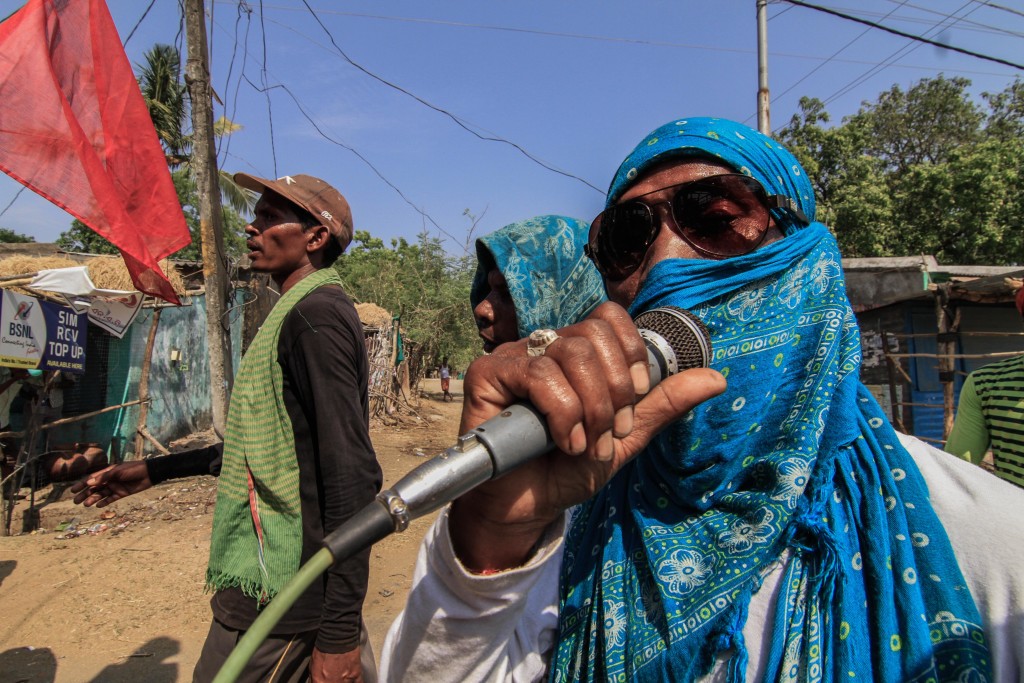 Amplified over the sound system were a range of demands, from jal, jungle and jameen, to ‘adivasi par soshan daman bandh karo,’ to an end to imperialist oppression.