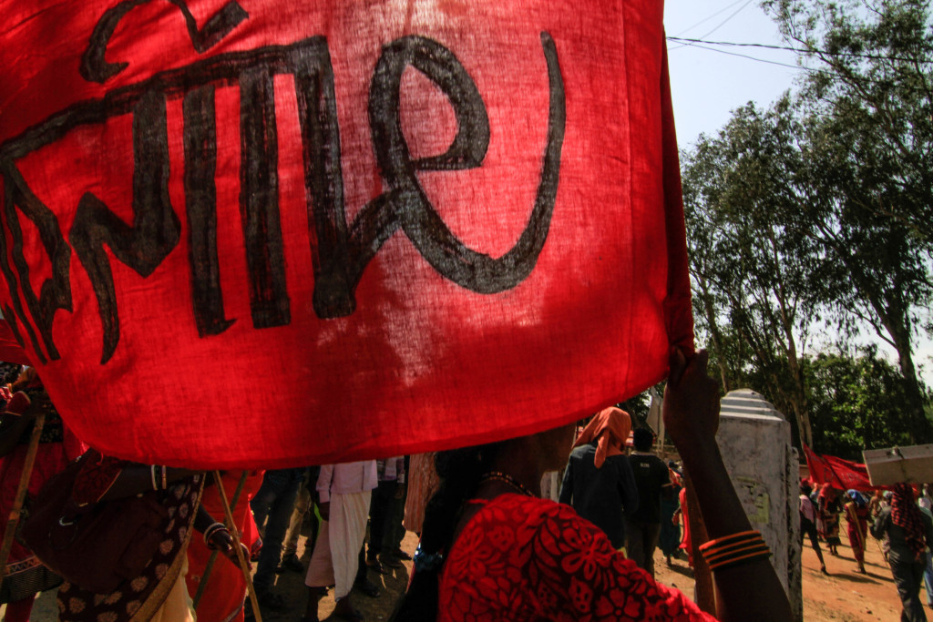 The protestors seldom raised the slogan of lal salaam, for fear of being idenfied as members of the CPI (Maoist).