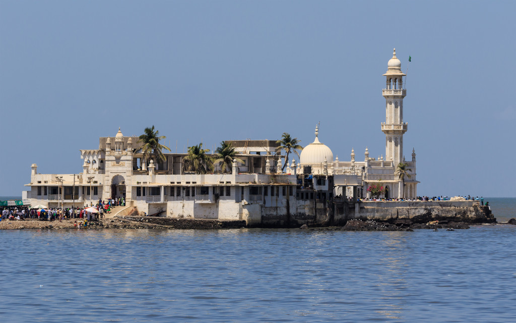 Haji Ali Dargah's inner sanctum was closed to women in 2012. Credit: Wikimedia