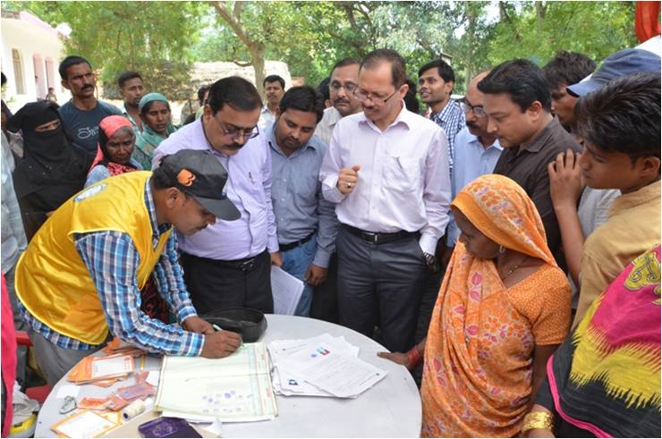 Business correspondent providing banking services in villages. Credit: Bank of Baroda