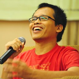 The author of Beauty Is a Wound, Eka Kurniawan. Credit: The author's twitter account.