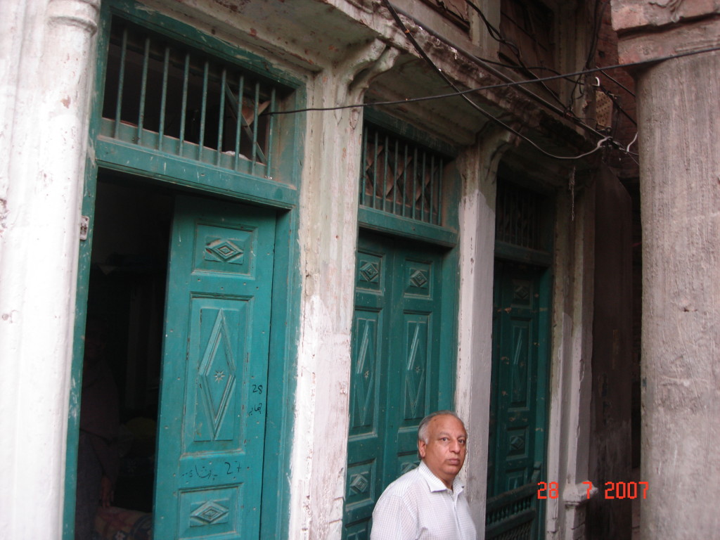 Front doors of the house. Source: Mehak Malhotra