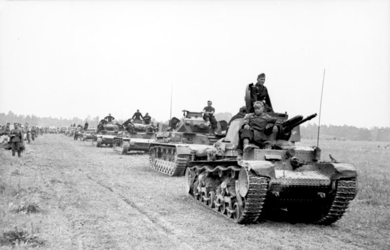 Panzers in France, 1940. Credit: Wikimedia Commons