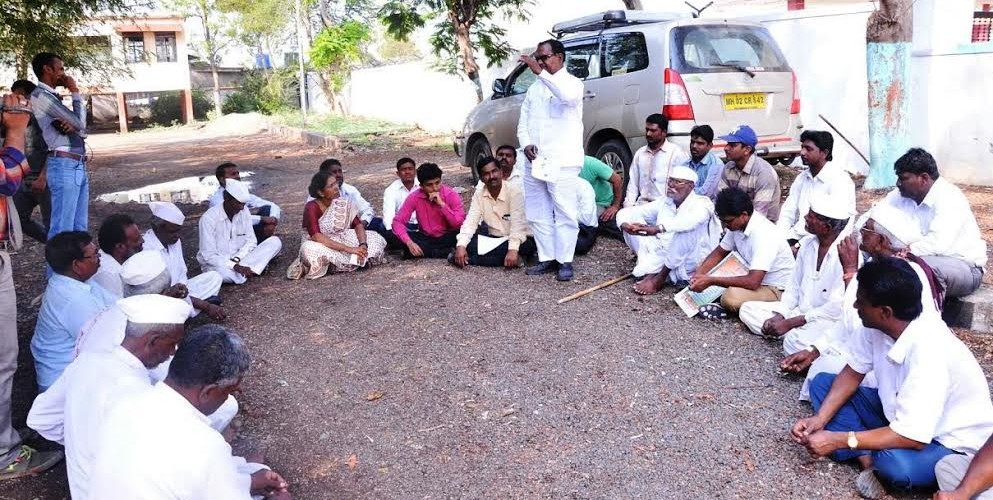 declared an outcaste by his community elders  an auto driver kills himself