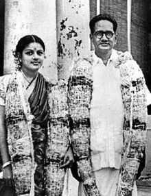 Marriage photo of T. Sadasivam and M. S. Subbulakshmi, 1940. Credit: Wikimedia Commons