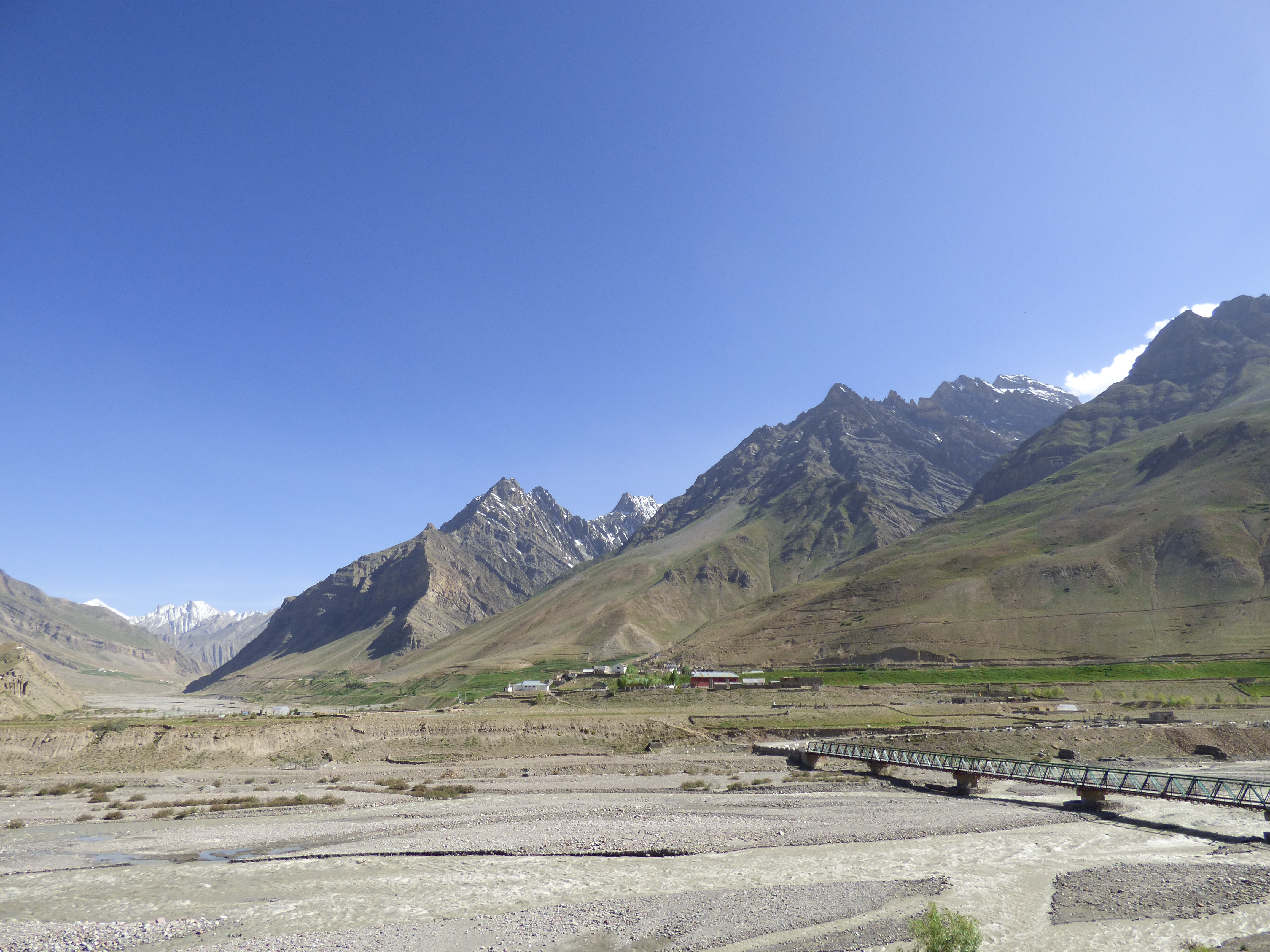 Sagnam village and the bridge over the river Pin. Credit: Janaki Lenin