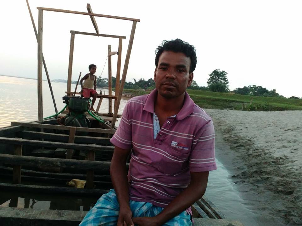 Abdul Mazid, the boatman on Assam that so many trust. Credit: thirdpole.net/Teresa Rehman