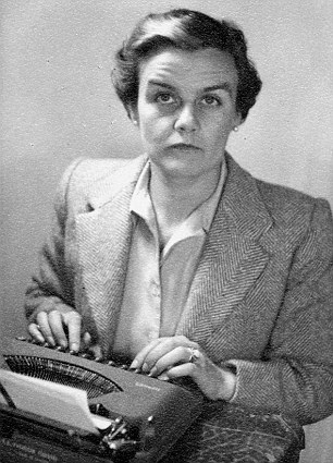 Clare Hollingsworth, war correspondent. Undated photograph.