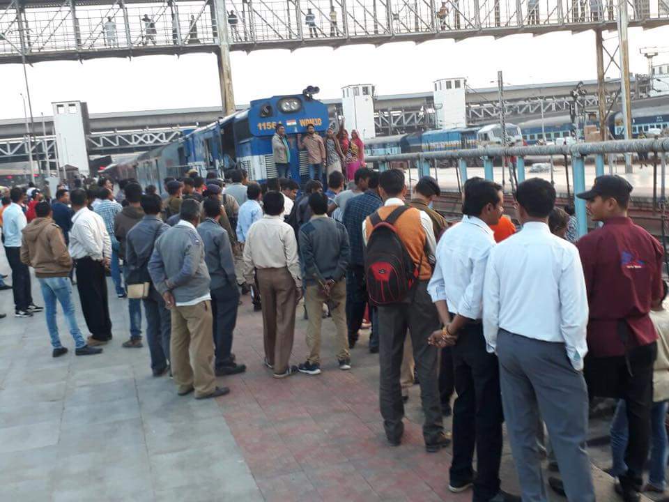 Dalit leader Jignesh Mevani organised a 'rail roko' on January 11 that delayed the Rajdhani express by 20 minutes. Credit: Damayantee Dhar