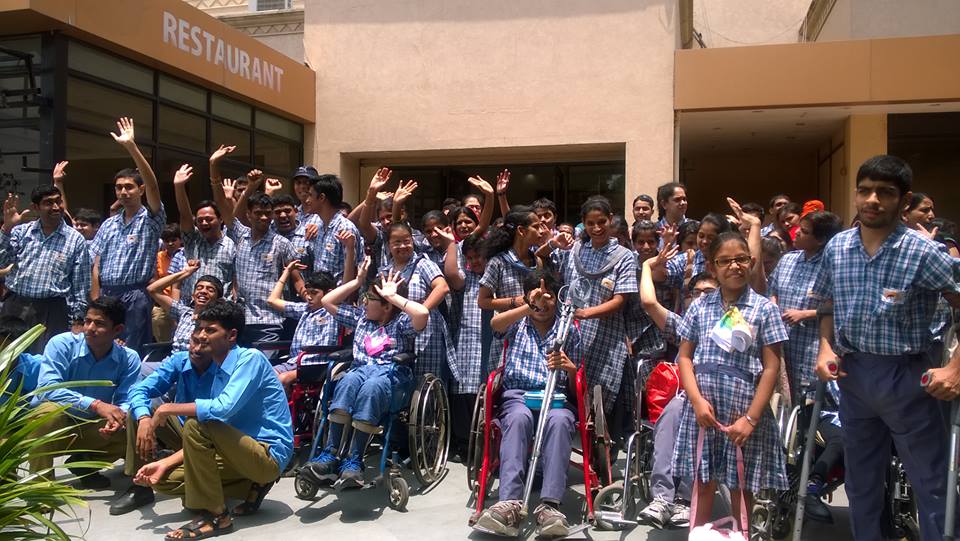 11224317_1640139329590326_5871215419076310017_n