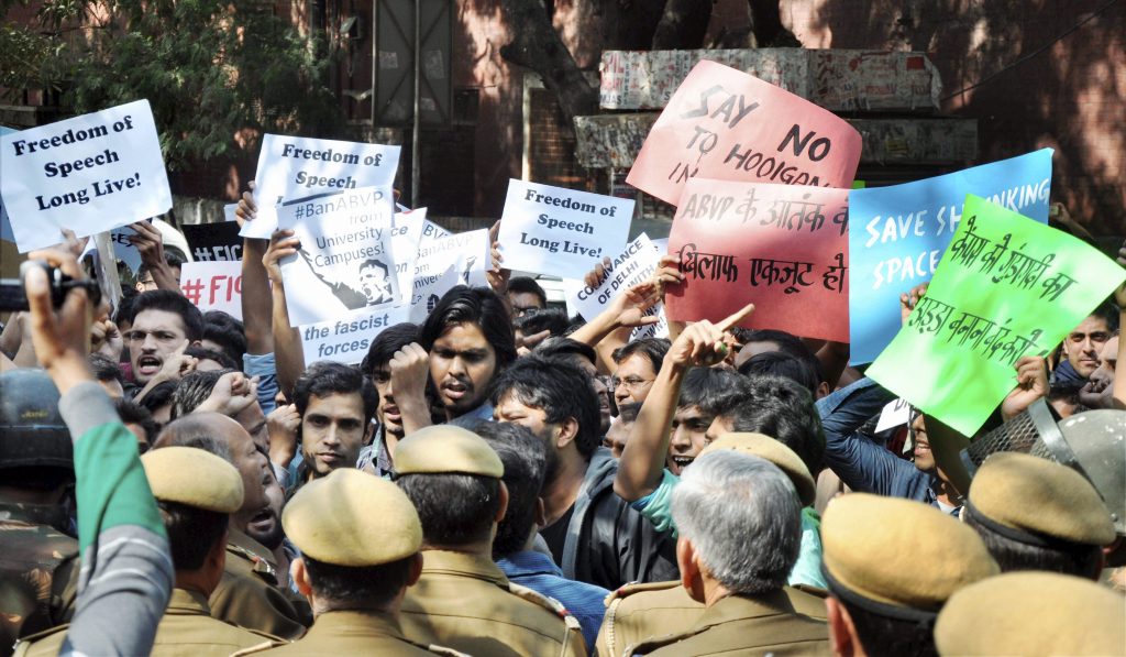 AISA-students-protesting-against-ABVP-activists_pti