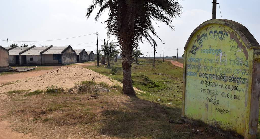 A transit camp lies abandoned after supporters of the Posco project were evicted. Credit: Basudev Mahapatra/Village Square