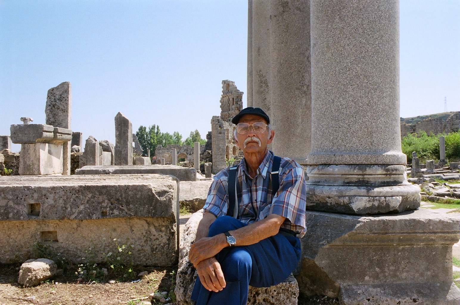 Mukarram Jah posing near the old Roman ruins, which he loved, in Antalya, Turkey. Credit and copyright: John Zubrzycki