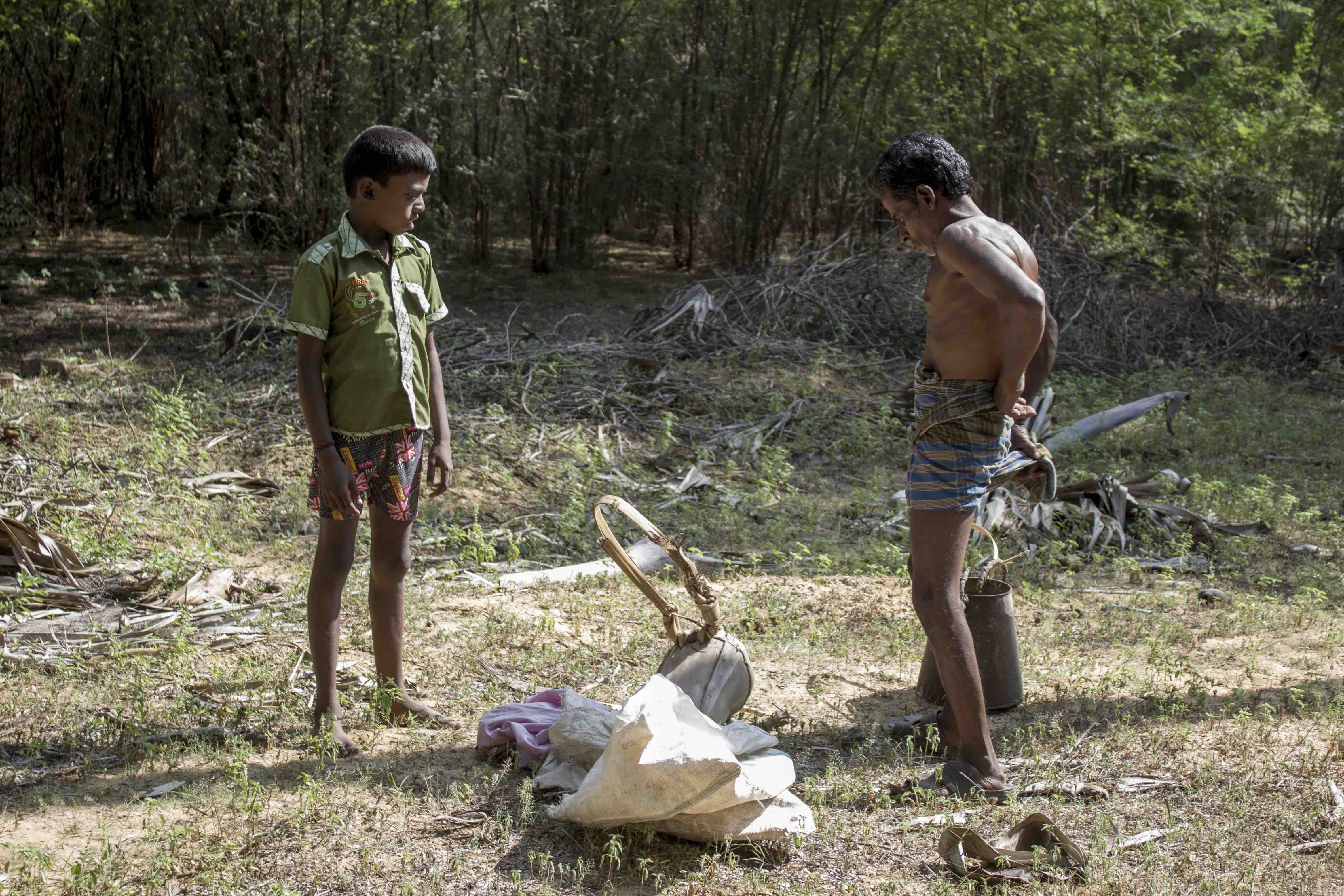 Nainar and his son. Credit: Kombai Arun