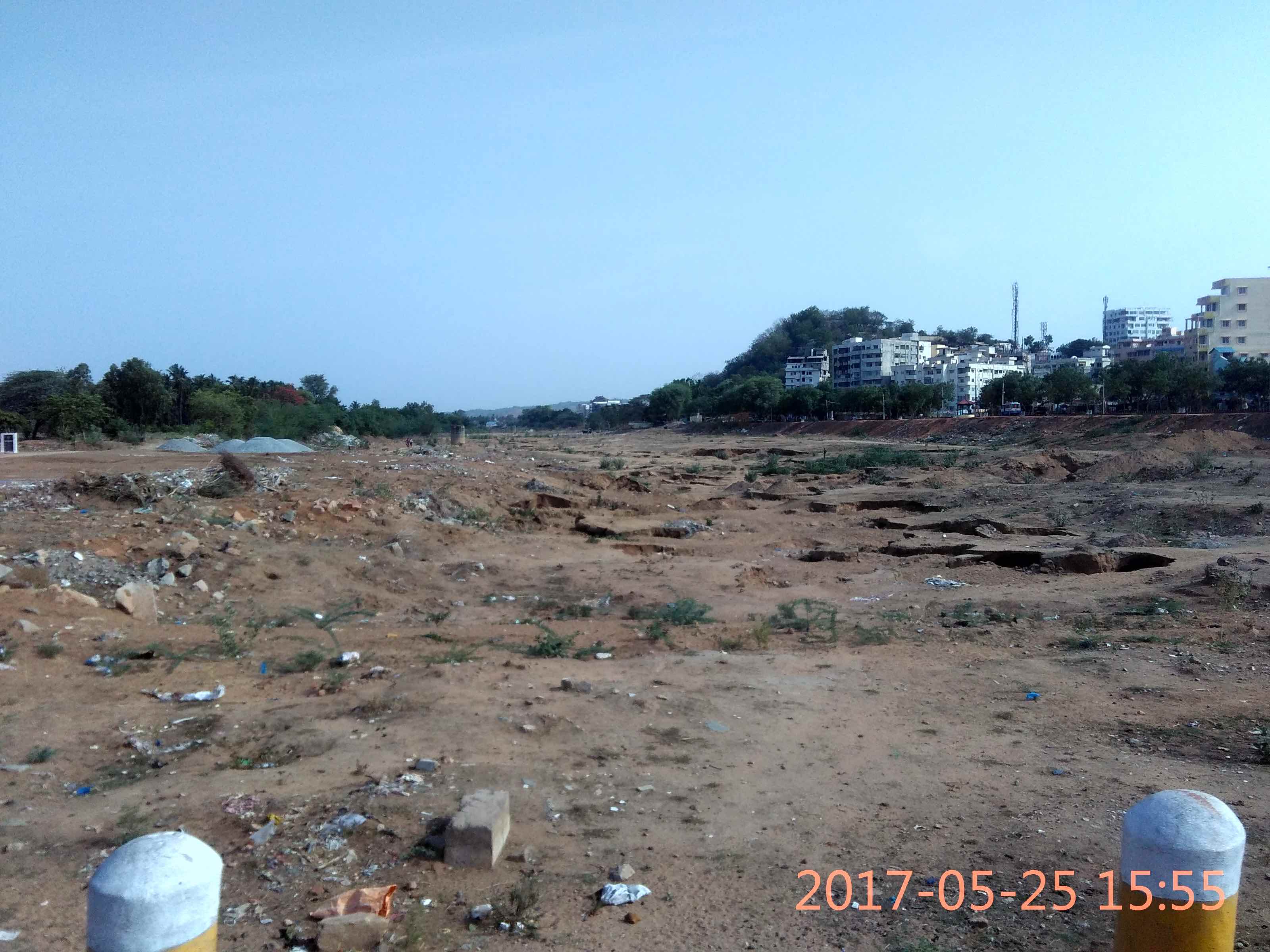 The Chitravathi river in Puttaparthi has been dry more than a decade now. Credit: Rahul Maganti