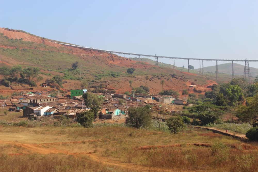 Paikkupakhal is yet another village located near the mining areas and people here lack access to potable drinking water. Earlier roads connecting settlements and villages like Paikkupakhal were much simpler and narrower before introduction of mining activity. However, for accommodating mining traffic, which is over 95% of the total traffic at present, they have been widened by deforestation and forest encroachment and at many places maintained regularly by removing soil along the forest roads. Credit: Abhijit Mohanty