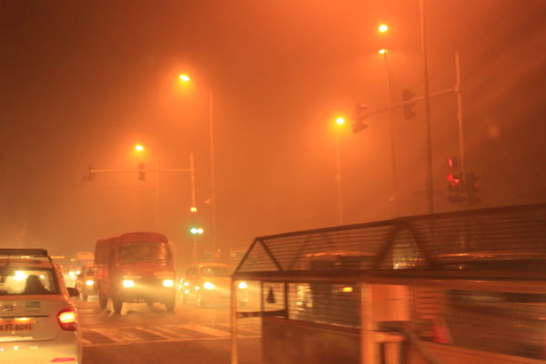 Delhi on a smoggy night in 2017. Credit: The Life of Science