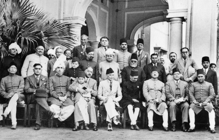Muslim League leaders after a dinner party given at the residence of Mian Bashir Ahmad, Lahore, 1940. Credit: British Library/Wikimedia Commons