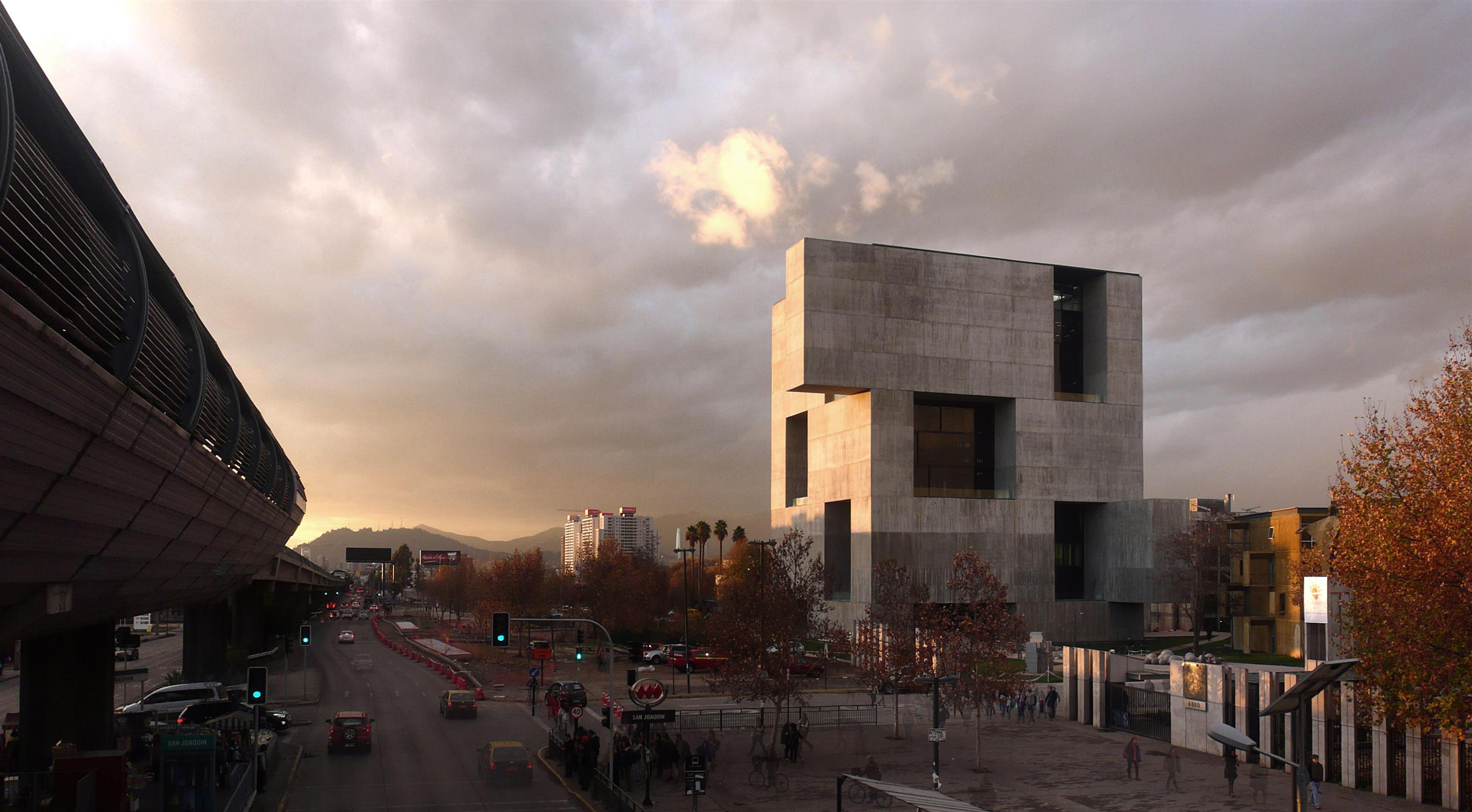 the buildings of alejandro aravena  2016 s pritzker laureate