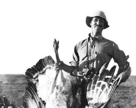 listen  birder  swindler  soldier  spy – colonel meinertzhagen’s ornithology fraud