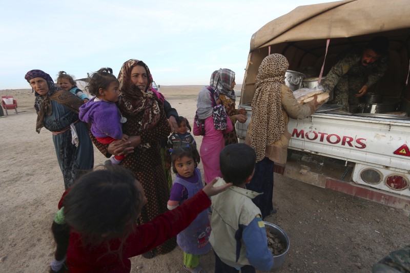 us urges russia to push syria to allow aid access to starving people