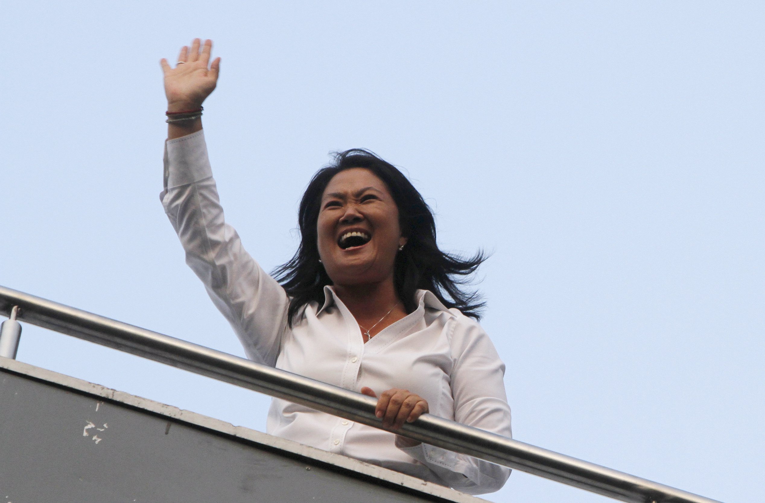 keiko fujimori faces likely run off with pedro pablo kuczynski in peru election