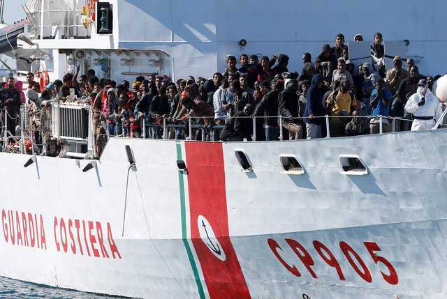 over 3000 migrants saved in rescue operations off libyan coast