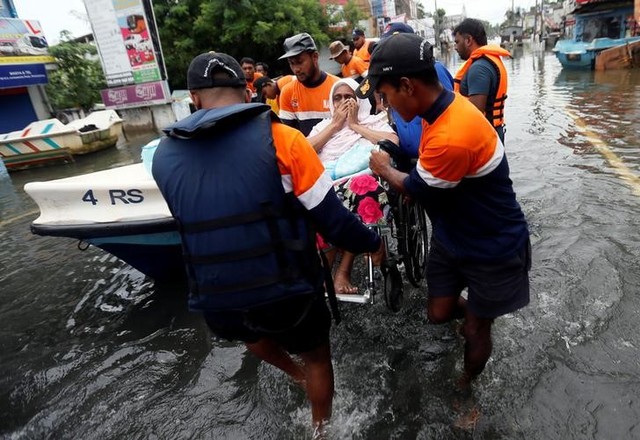 thousands in need of aid after deadly cyclone batters bangladesh  sri lanka