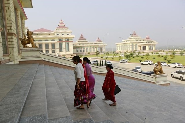 us eases sanctions on myanmar to promote political reforms