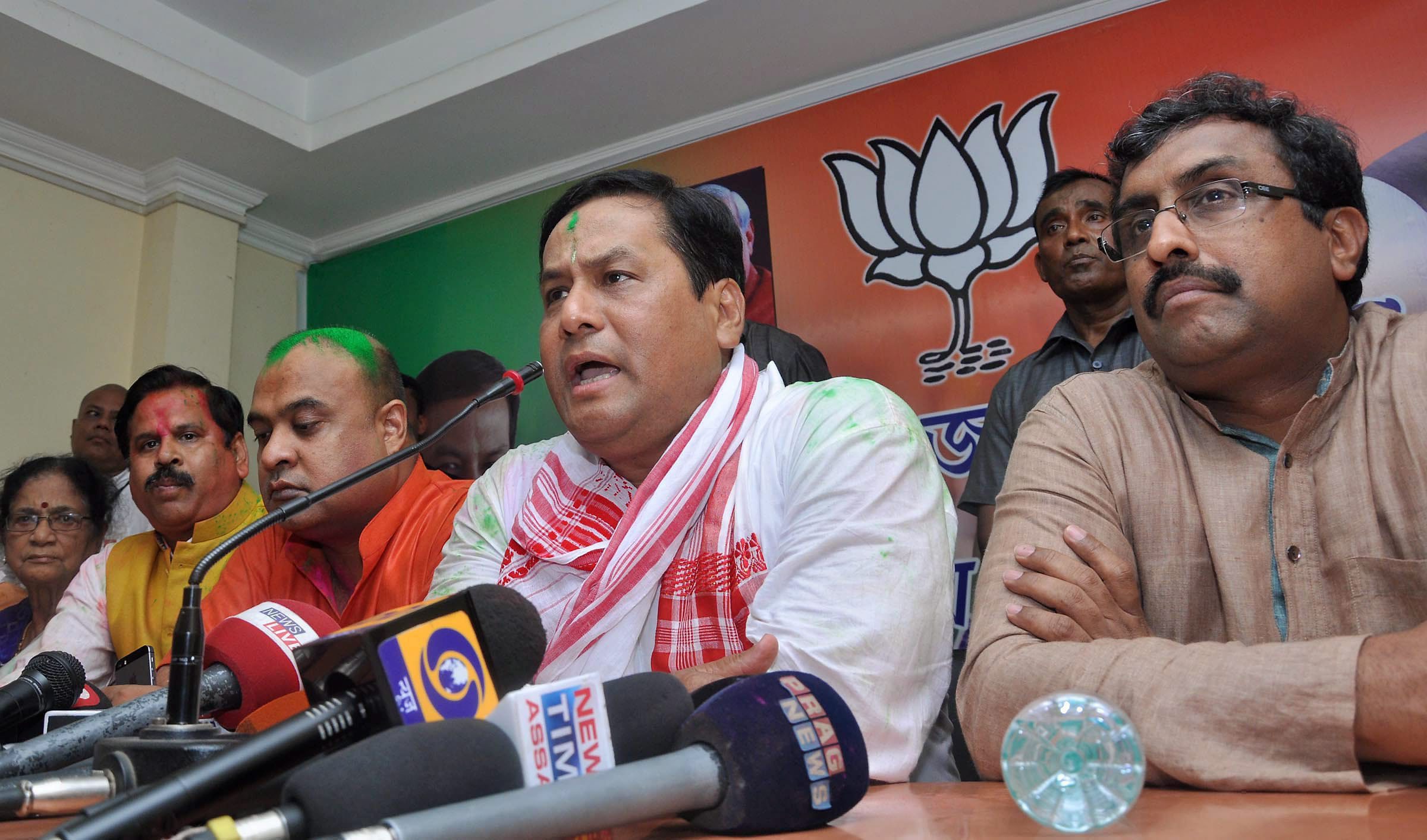 twelve bjp states now govern 520 million indians