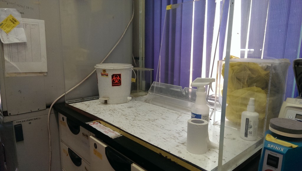 Inside Vaidya's lab at TIFR. Credit: Nandita Jayaraj/TLoS