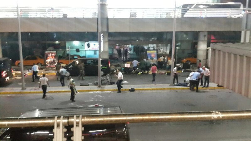 istanbul airport bombing  36 killed  147 injured in suspected isis attack