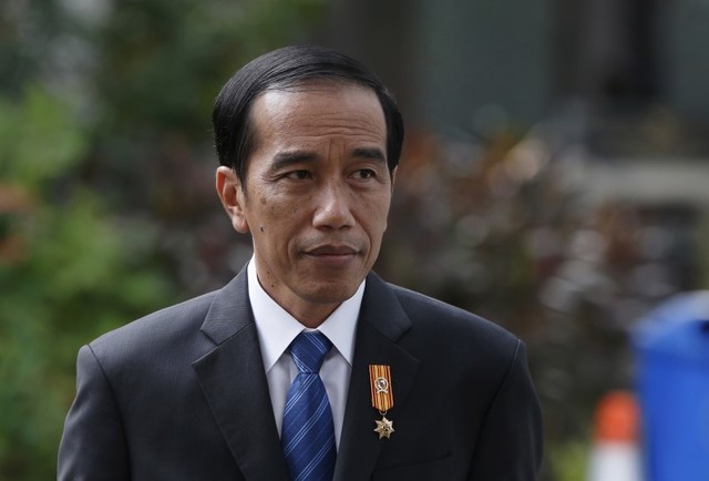 indonesian president visits south china sea islands in show of sovereignty to beijing