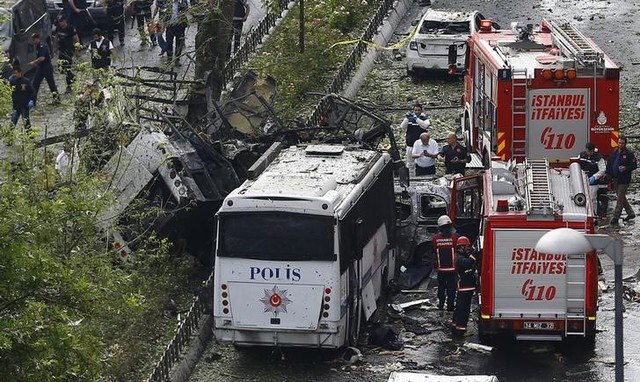 11 killed  36 injured in istanbul car bomb targeting police