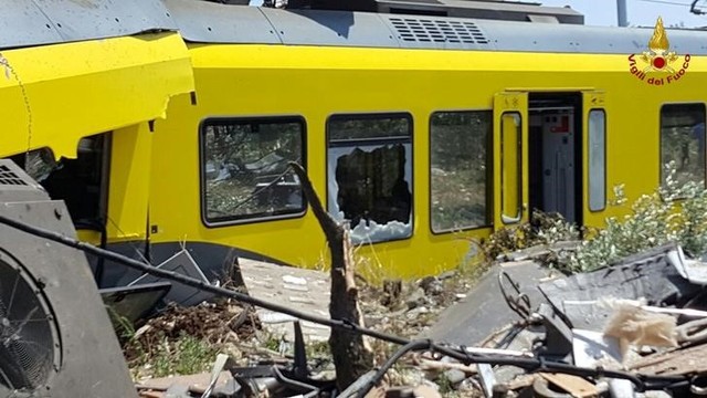 two trains collide in one of the worst train disasters in italy
