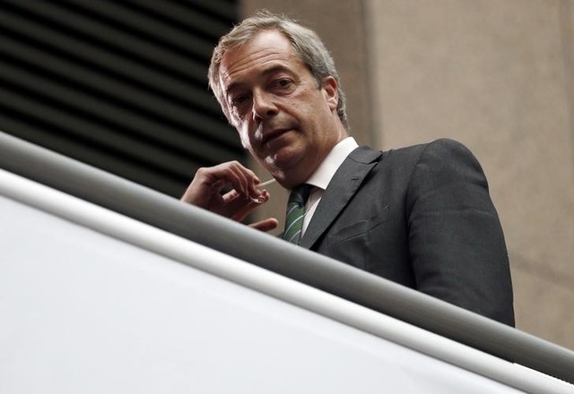 nigel farage steps down as ukip head after brexit victory