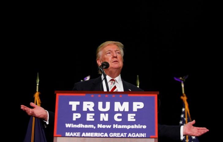 trump attempts to regain momentum with detroit speech