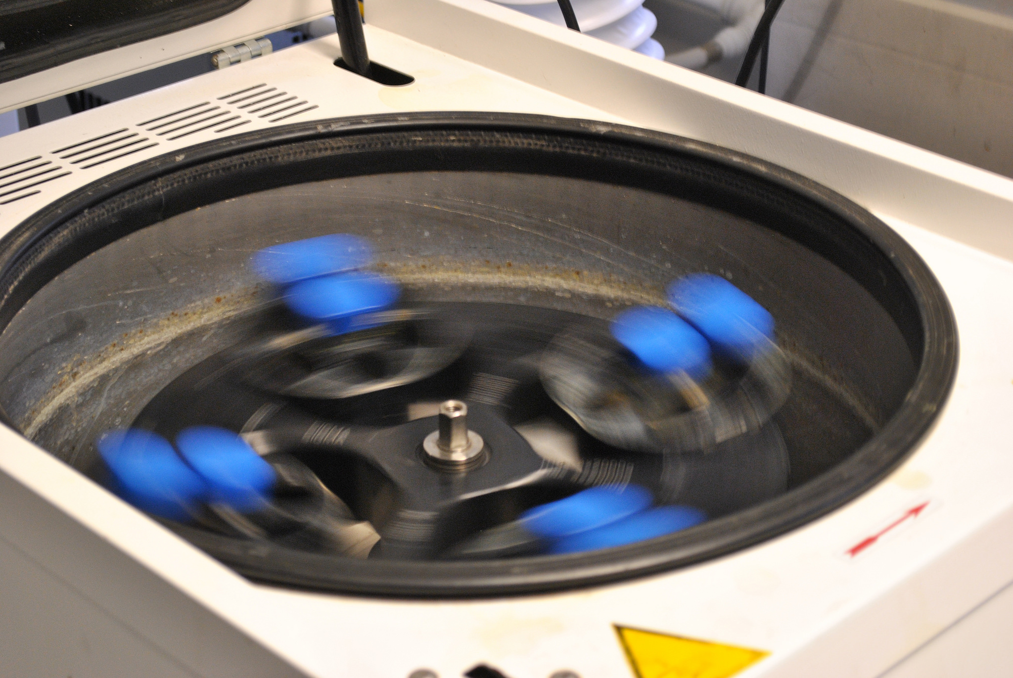 meet paperfuge  the biomedical centrifuge inspired by a toy