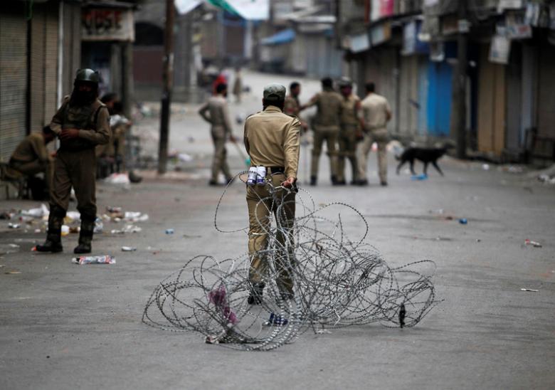 after pellets kashmir police turn to nocturnal raids and mass arrests