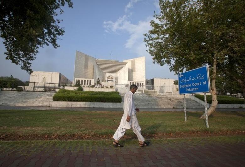 pakistani court passes death sentence for christian man for blasphemy