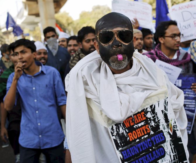 freedom under fire  dalit or not    azaadi ki udaan 