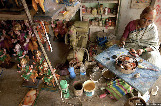 kerala leads in female literacy  while tamil nadu has most women entrepreneurs