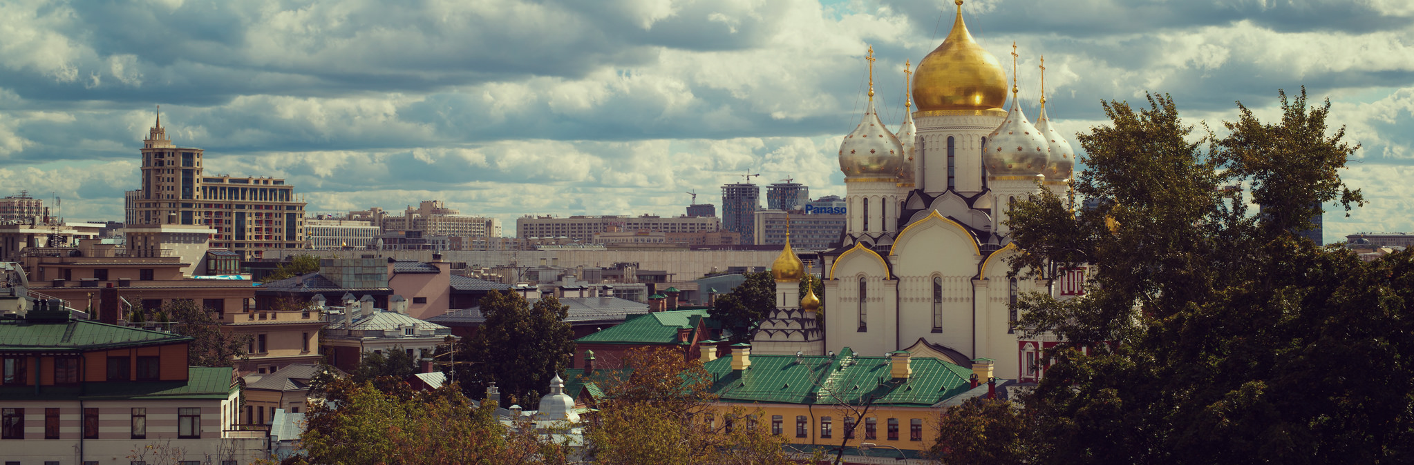 russia looks to 2017 with uncertainty  disquiet and hope
