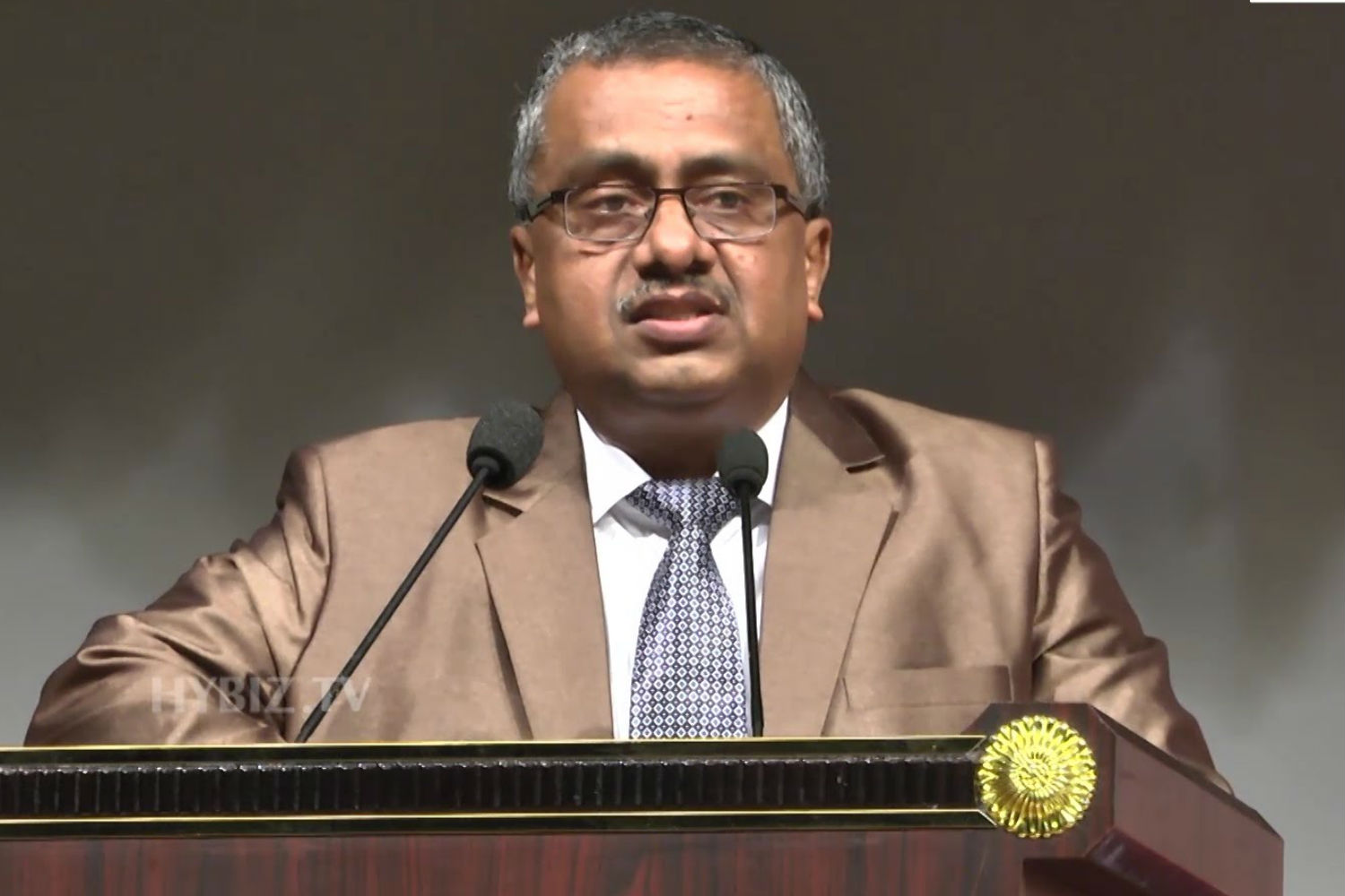 in controversial note now withdrawn icai warned cas against criticising demonetisation