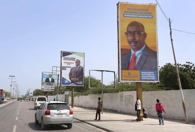 former prime minister wins somali presidential vote