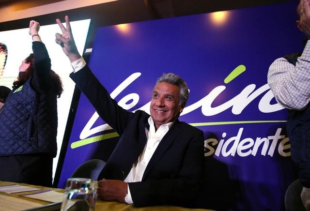 ecuador election veering toward runoff between leftist  ex banker