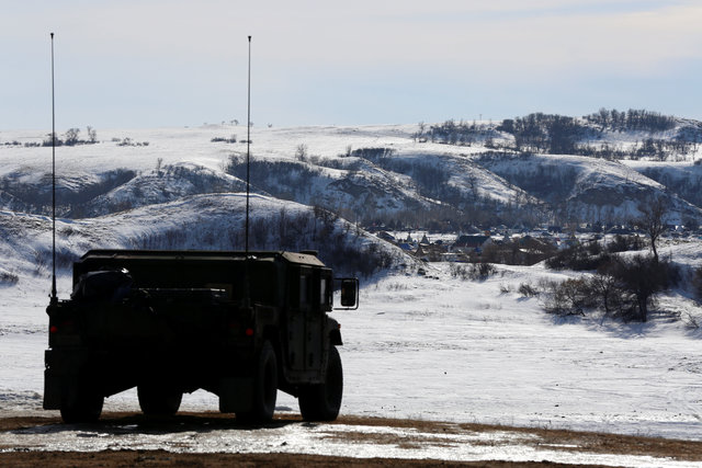 controversial dakota pipeline gets army approval