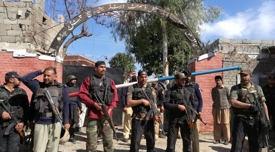 at least six killed  14 injured in suicide blast outside pakistan court